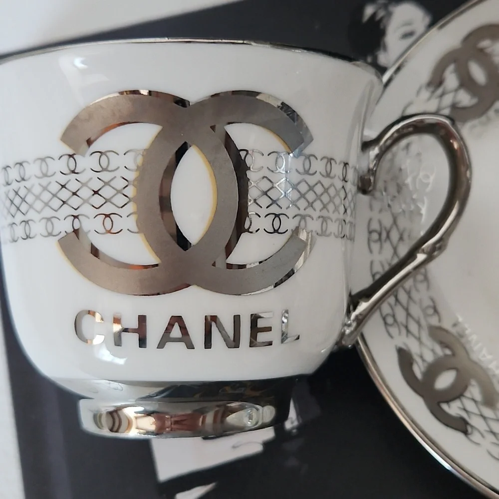 CHANEL Coffee/Tea cup, white/silver - Picture 5 of 6